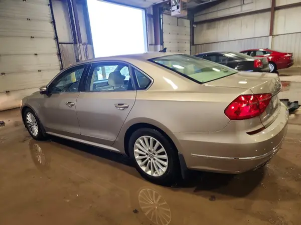 1VWBT7A31GC058531 2016 VOLKSWAGEN PASSAT - Image 2