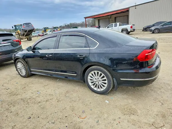 1VWBT7A31GC058755 2016 VOLKSWAGEN PASSAT - Image 2