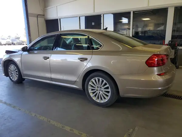 1VWBT7A31GC063678 2016 VOLKSWAGEN PASSAT - Image 2