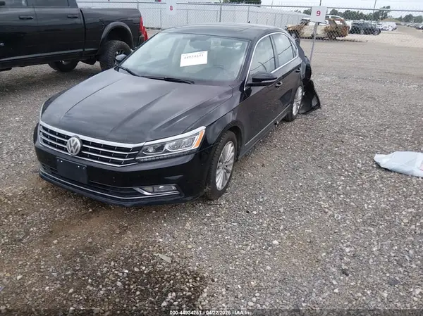 1VWBT7A31GC067732 2016 VOLKSWAGEN PASSAT - Image 2