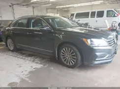 1VWBT7A31HC006754 2017 VOLKSWAGEN PASSAT