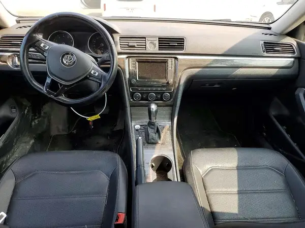 1VWBT7A31HC039978 2017 VOLKSWAGEN PASSAT - Image 8