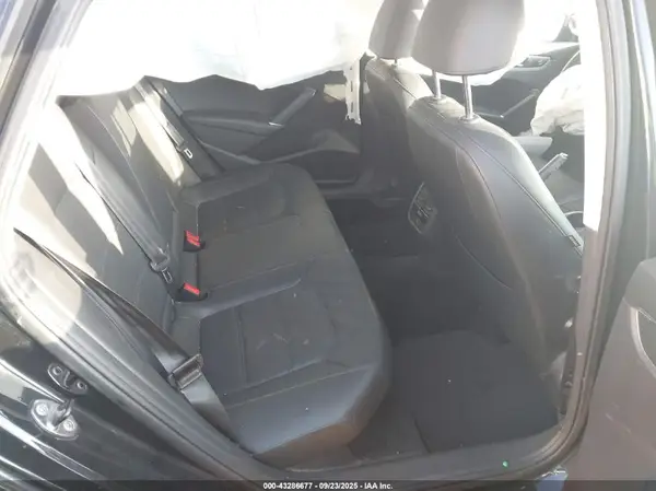 1VWBT7A31HC048180 2017 VOLKSWAGEN PASSAT - Image 8