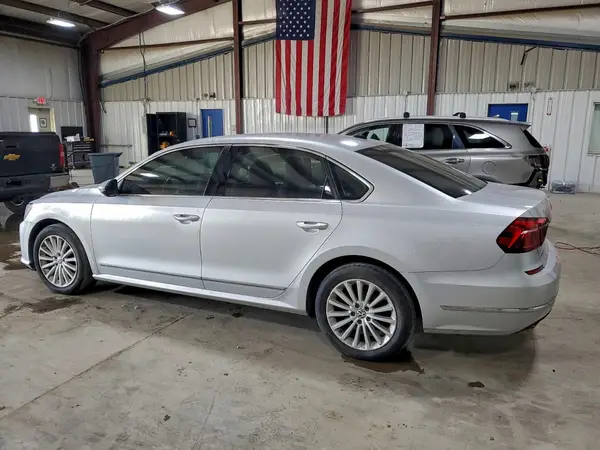 1VWBT7A31HC051189 2017 VOLKSWAGEN PASSAT - Image 2
