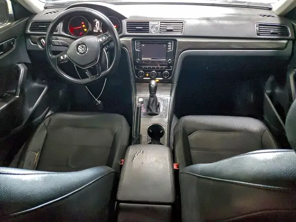 1VWBT7A31HC051189 2017 VOLKSWAGEN PASSAT - Image 8