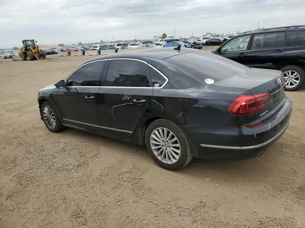1VWBT7A31HC062824 2017 VOLKSWAGEN PASSAT - Image 2