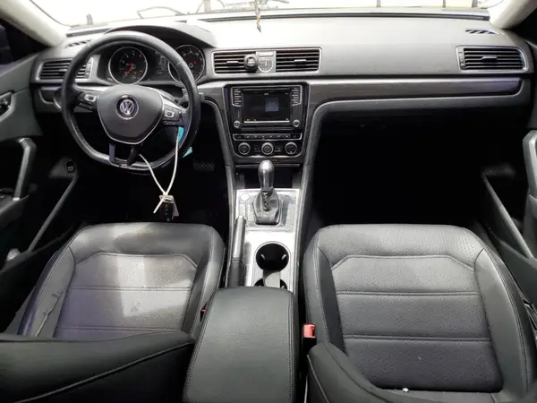 1VWBT7A31HC062824 2017 VOLKSWAGEN PASSAT - Image 8
