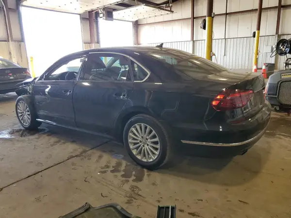 1VWBT7A31HC081812 2017 VOLKSWAGEN PASSAT - Image 2