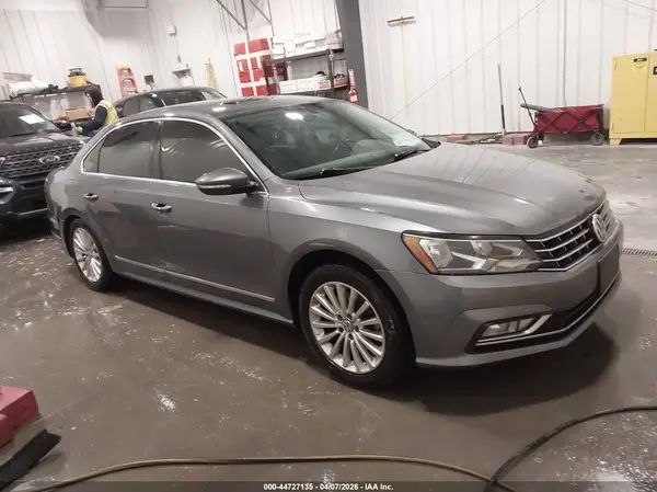 1VWBT7A32GC003408 2016 VOLKSWAGEN PASSAT - Image 1