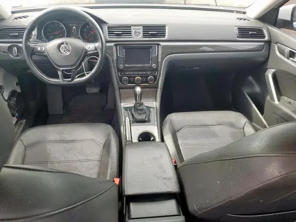 1VWBT7A32GC013789 2016 VOLKSWAGEN PASSAT - Image 8