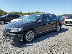 1VWBT7A32GC015879 2016 VOLKSWAGEN PASSAT