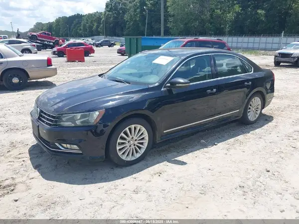 1VWBT7A32GC020547 2016 VOLKSWAGEN PASSAT - Image 2