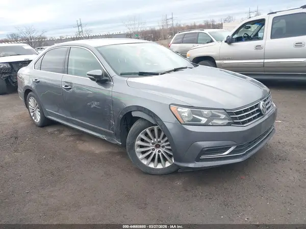 1VWBT7A32GC024789 2016 VOLKSWAGEN PASSAT - Image 1
