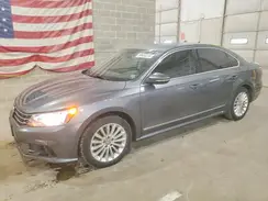 1VWBT7A32GC028633 2016 VOLKSWAGEN PASSAT