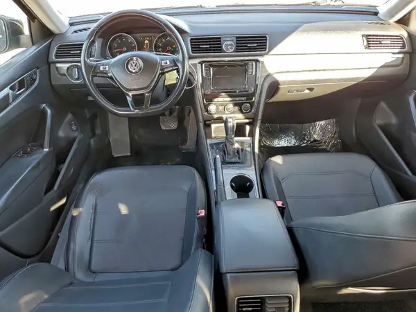 1VWBT7A32GC029751 2016 VOLKSWAGEN PASSAT - Image 8