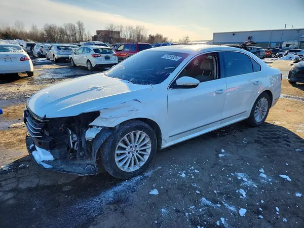 1VWBT7A32GC030155 2016 VOLKSWAGEN PASSAT - Image 1