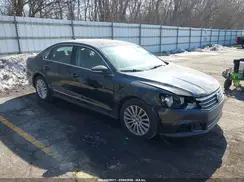 1VWBT7A32GC032407 2016 VOLKSWAGEN PASSAT