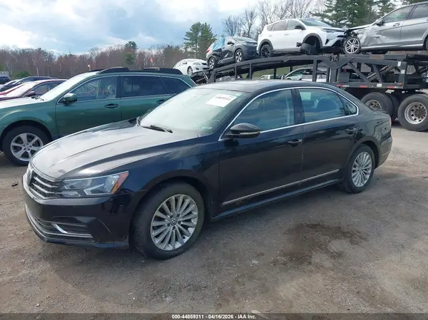 1VWBT7A32GC032746 2016 VOLKSWAGEN PASSAT - Image 2