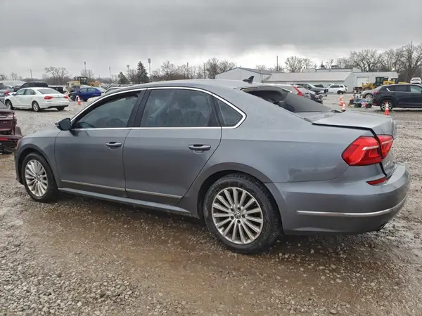 1VWBT7A32GC035744 2016 VOLKSWAGEN PASSAT - Image 2
