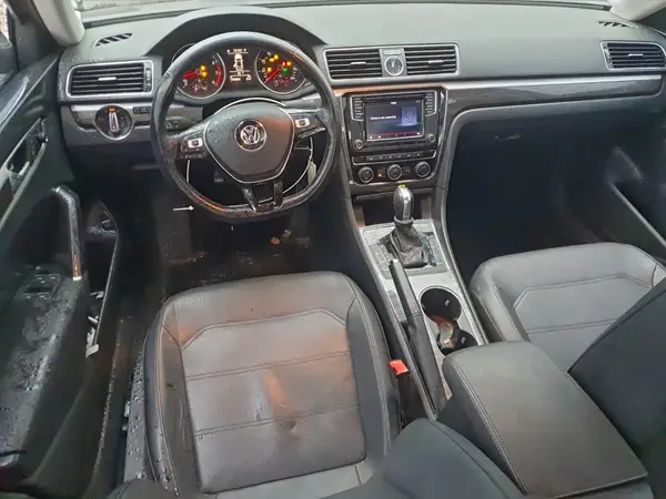 1VWBT7A32GC035744 2016 VOLKSWAGEN PASSAT - Image 8