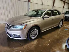 1VWBT7A32GC047974 2016 VOLKSWAGEN PASSAT