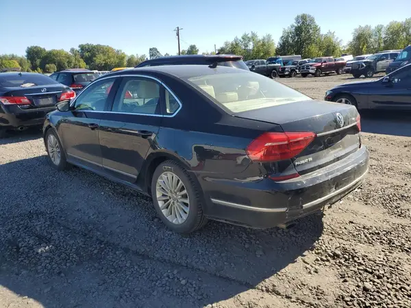 1VWBT7A32GC066007 2016 VOLKSWAGEN PASSAT - Image 2