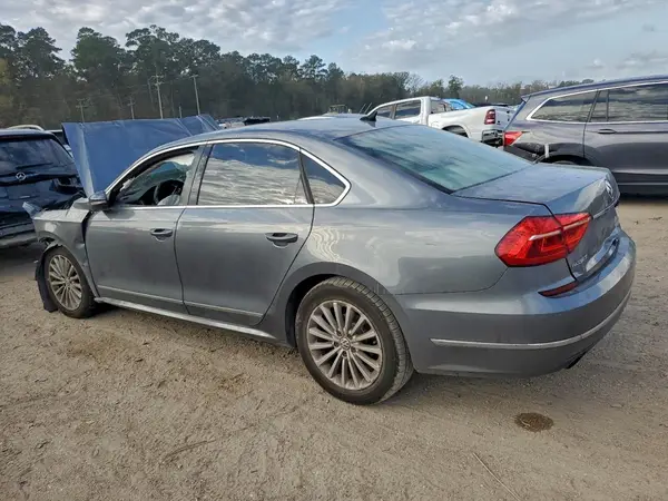 1VWBT7A32GC068985 2016 VOLKSWAGEN PASSAT - Image 2
