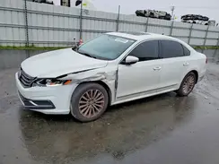 1VWBT7A32HC009873 2017 VOLKSWAGEN PASSAT