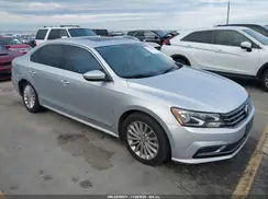 1VWBT7A32HC019044 2017 VOLKSWAGEN PASSAT