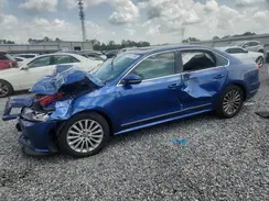1VWBT7A32HC025605 2017 VOLKSWAGEN PASSAT