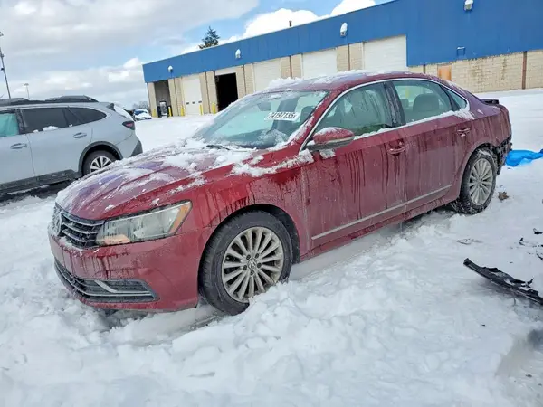 1VWBT7A32HC041173 2017 VOLKSWAGEN PASSAT - Image 1
