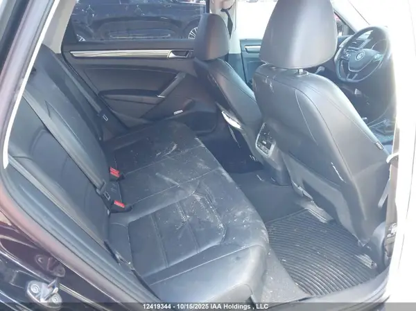 1VWBT7A32HC060290 2017 VOLKSWAGEN PASSAT - Image 8