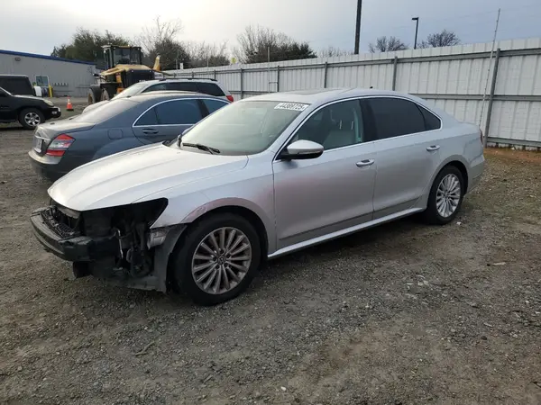 1VWBT7A32HC082029 2017 VOLKSWAGEN PASSAT - Image 1