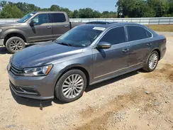 1VWBT7A33GC009136 2016 VOLKSWAGEN PASSAT