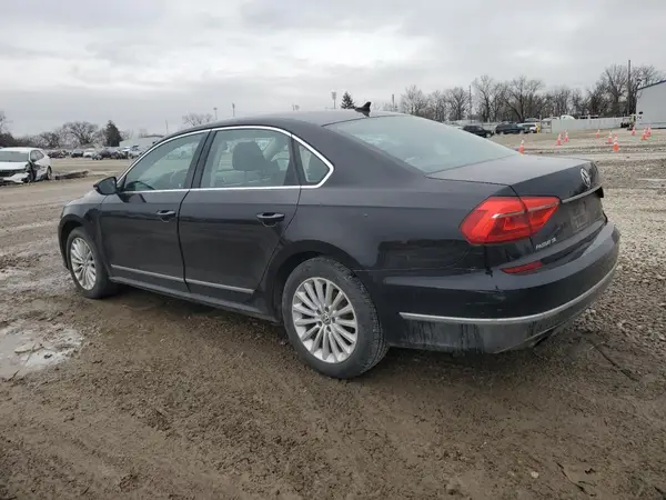 1VWBT7A33GC009654 2016 VOLKSWAGEN PASSAT - Image 2