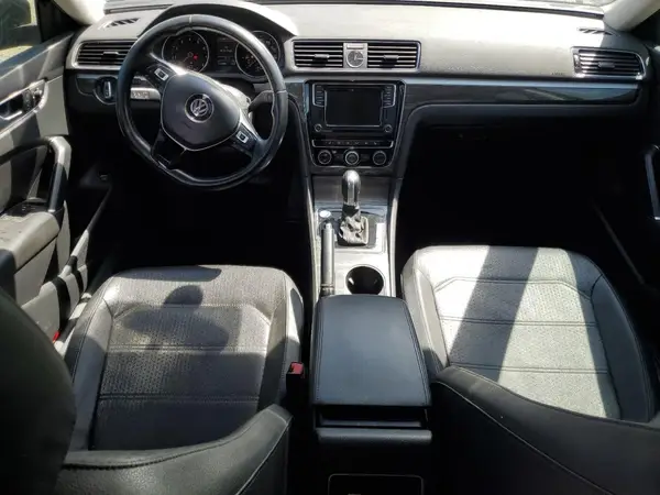 1VWBT7A33GC021674 2016 VOLKSWAGEN PASSAT - Image 8