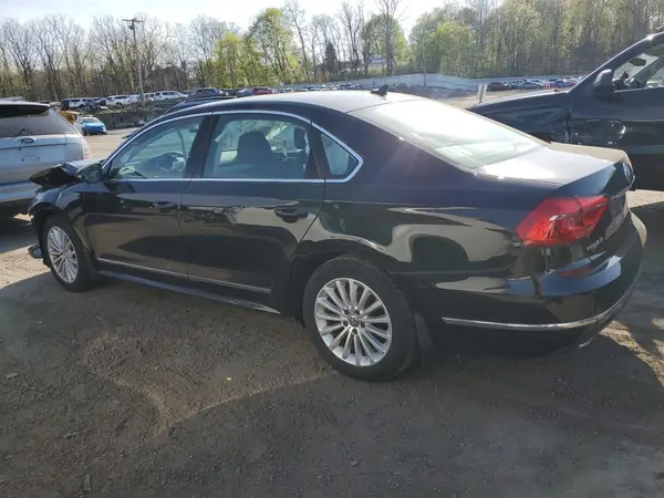 1VWBT7A33GC029161 2016 VOLKSWAGEN PASSAT - Image 2