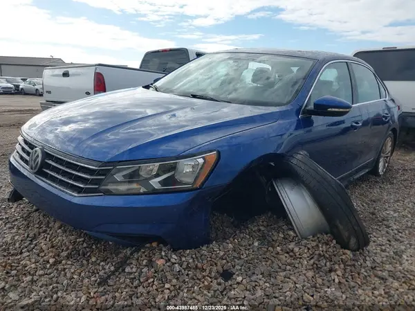 1VWBT7A33GC030259 2016 VOLKSWAGEN PASSAT - Image 2