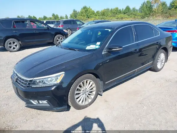 1VWBT7A33GC030732 2016 VOLKSWAGEN PASSAT - Image 2