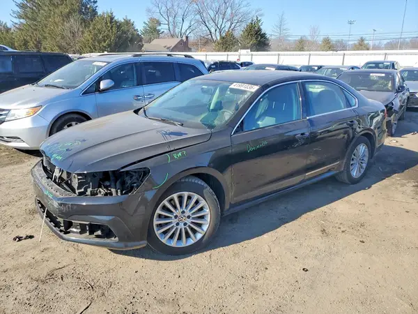 1VWBT7A33GC031735 2016 VOLKSWAGEN PASSAT - Image 1