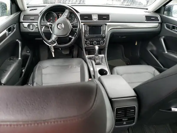 1VWBT7A33GC032092 2016 VOLKSWAGEN PASSAT - Image 8