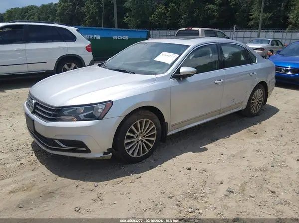 1VWBT7A33GC040290 2016 VOLKSWAGEN PASSAT - Image 2