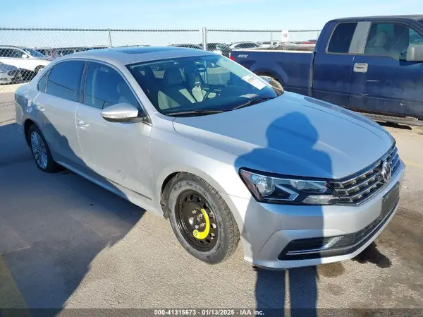 1VWBT7A33GC043237 2016 VOLKSWAGEN PASSAT - Image 1