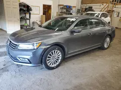1VWBT7A33GC043805 2016 VOLKSWAGEN PASSAT