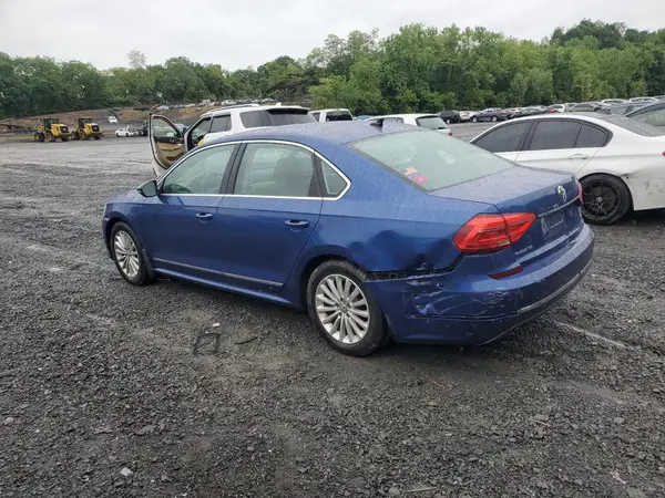 1VWBT7A33GC053797 2016 VOLKSWAGEN PASSAT - Image 2