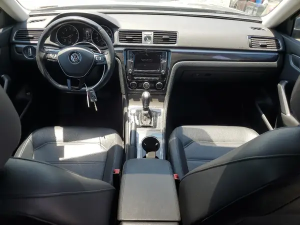 1VWBT7A33GC064492 2016 VOLKSWAGEN PASSAT - Image 8