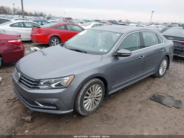 1VWBT7A33HC000566 2017 VOLKSWAGEN PASSAT - Image 2