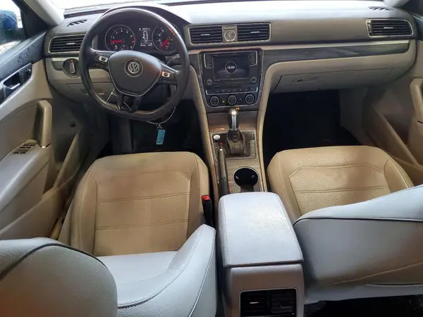 1VWBT7A33HC008084 2017 VOLKSWAGEN PASSAT - Image 8