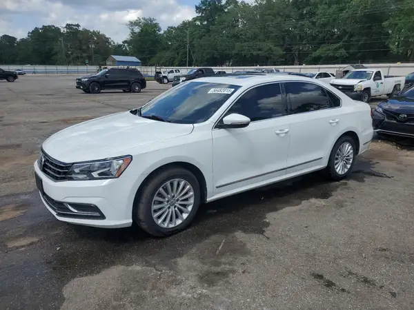 1VWBT7A33HC023152 2017 VOLKSWAGEN PASSAT - Image 1