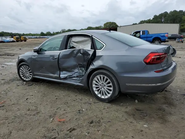 1VWBT7A33HC034474 2017 VOLKSWAGEN PASSAT - Image 2